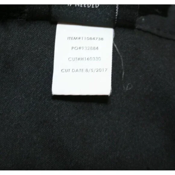 Torrid Womens Size 1X Black Burnout Velvet Halter Top Rose Whimsygoth Romantic - Picture 3 of 6